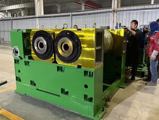 Máquina de producción de polvo de caucho con pantalla de agitación molienda mecánica y tamizado para la producción